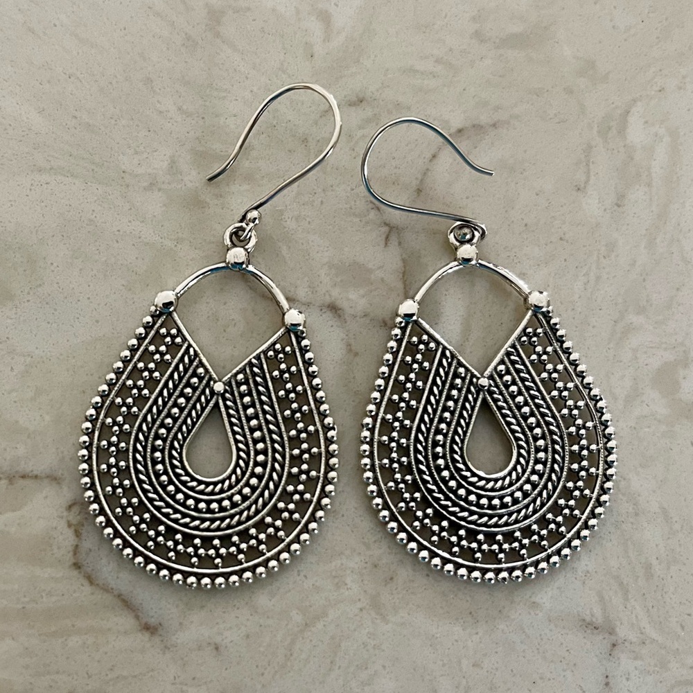 Brand New $108 Sundance Catalog Inca Trail Sterling Silver Earrings